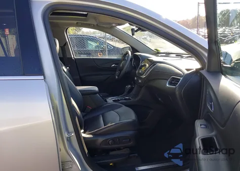 2019 Chevrolet Equinox Premier z USA, uszkodzony, nr VIN 2GNAXXEV3K6104786